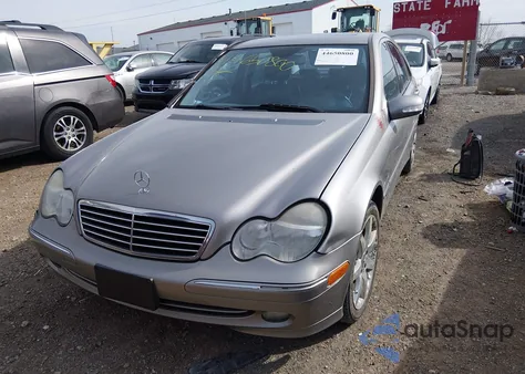 2004 Mercedes-Benz C 230 Kompressor Sport/Sport from USA, damaged, VIN WDBRF40J14A567919
